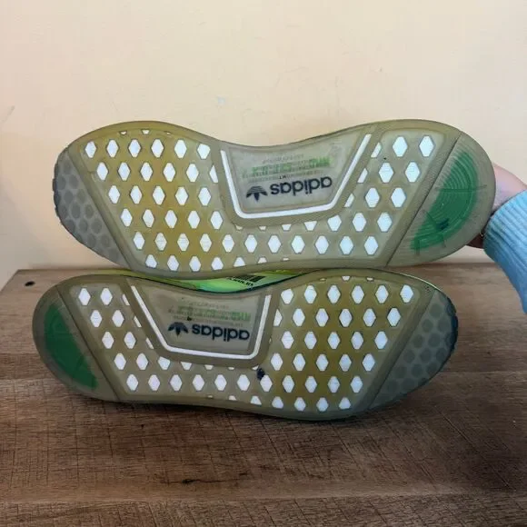 Adidas Originals Mens NMD_R1 Spectoo Sz 11.5 Sneakers shoes GZ9263 Signal green - Picture 6 of 8